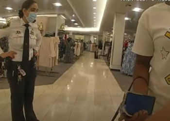 H0001016 Entitled Woman Gets Caught Shoplifting in Then part2