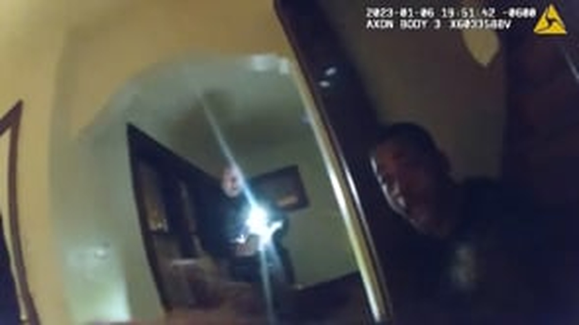 H0001038_Baby Mama Attacks Father After Breaking Into His_part2