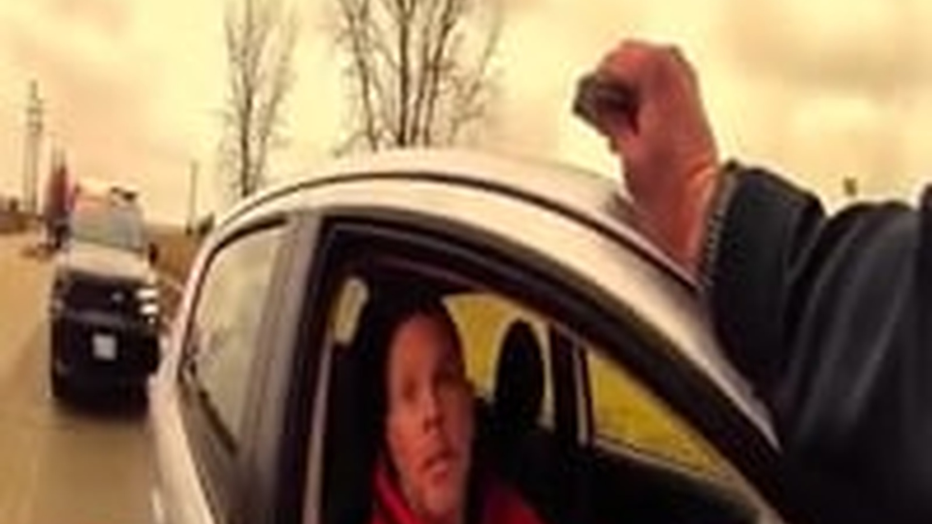 H0001029_Chaos at Walmart Police MOVE FAST_part2