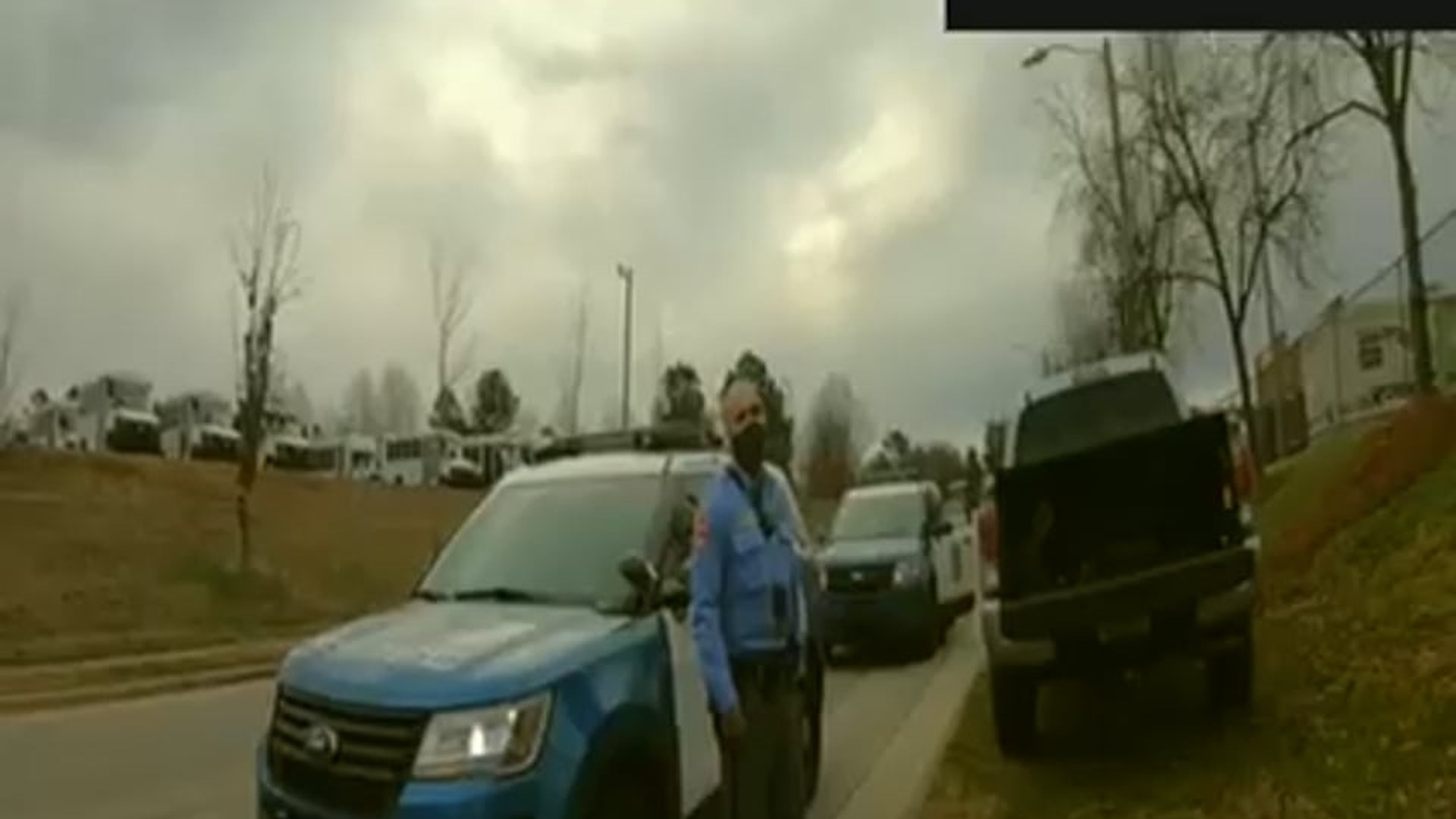 H0001013_Cops want id but meet their match get denied first amendment audit fail_part2