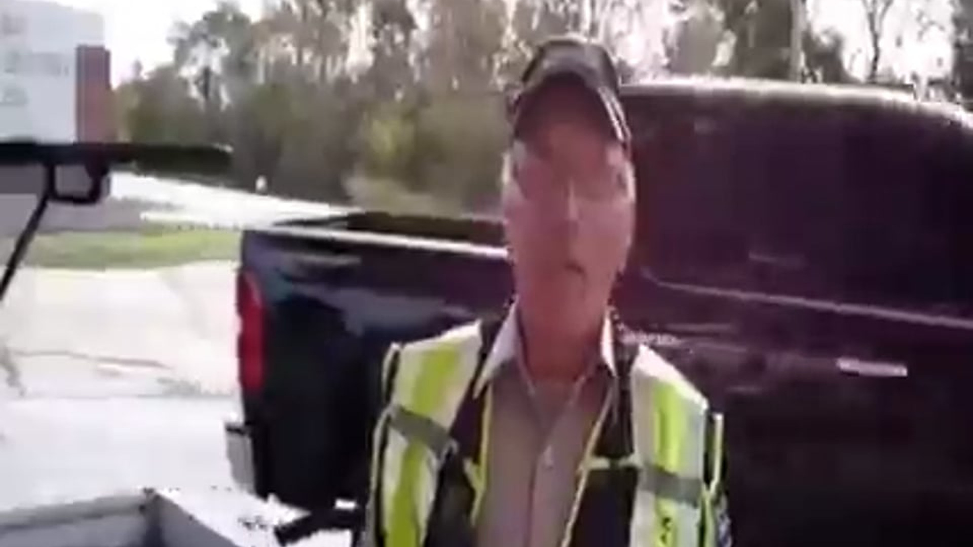 H0001009_Security Tries to MAKE ME LEAVE STREET!!! Gets Schooled (Funny) 1st Amendment Audit Flashback Friday_part2