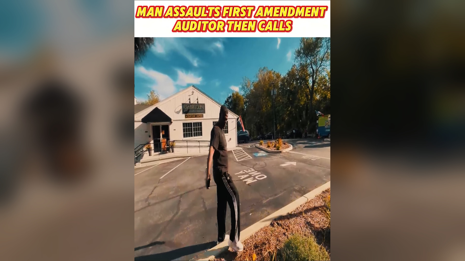 H0001024_Man Ass.aults First Amendment Auditor Then Calls The Police_part2