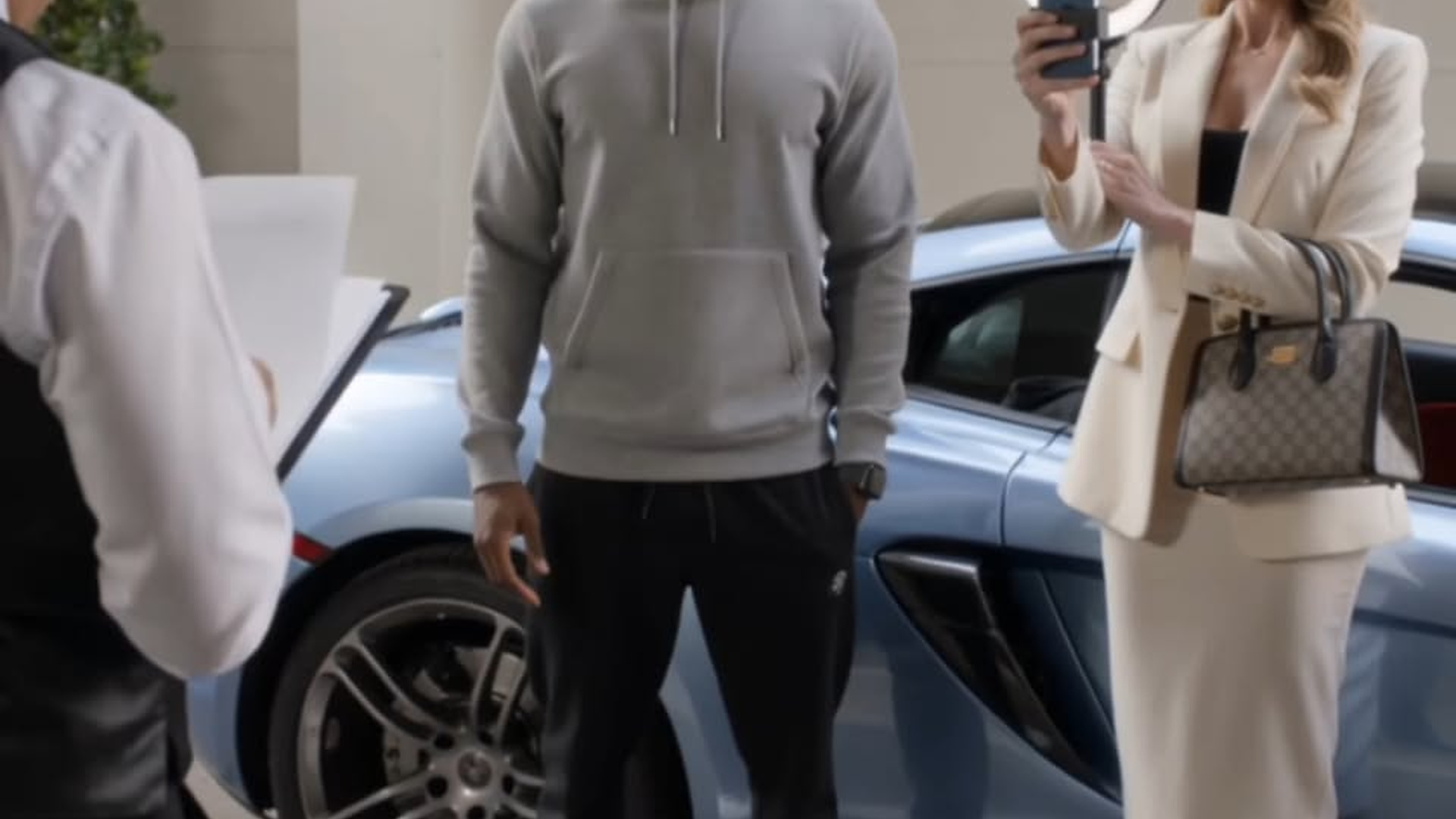 Parte 2 : H0001024 She Mocked His Cheap Hoodie, Not Realizing He Owns The $3M Supercar! #Karma #Drama #Revenge #LessonLearned #Shocking Twist_part2. | Talent Radar
